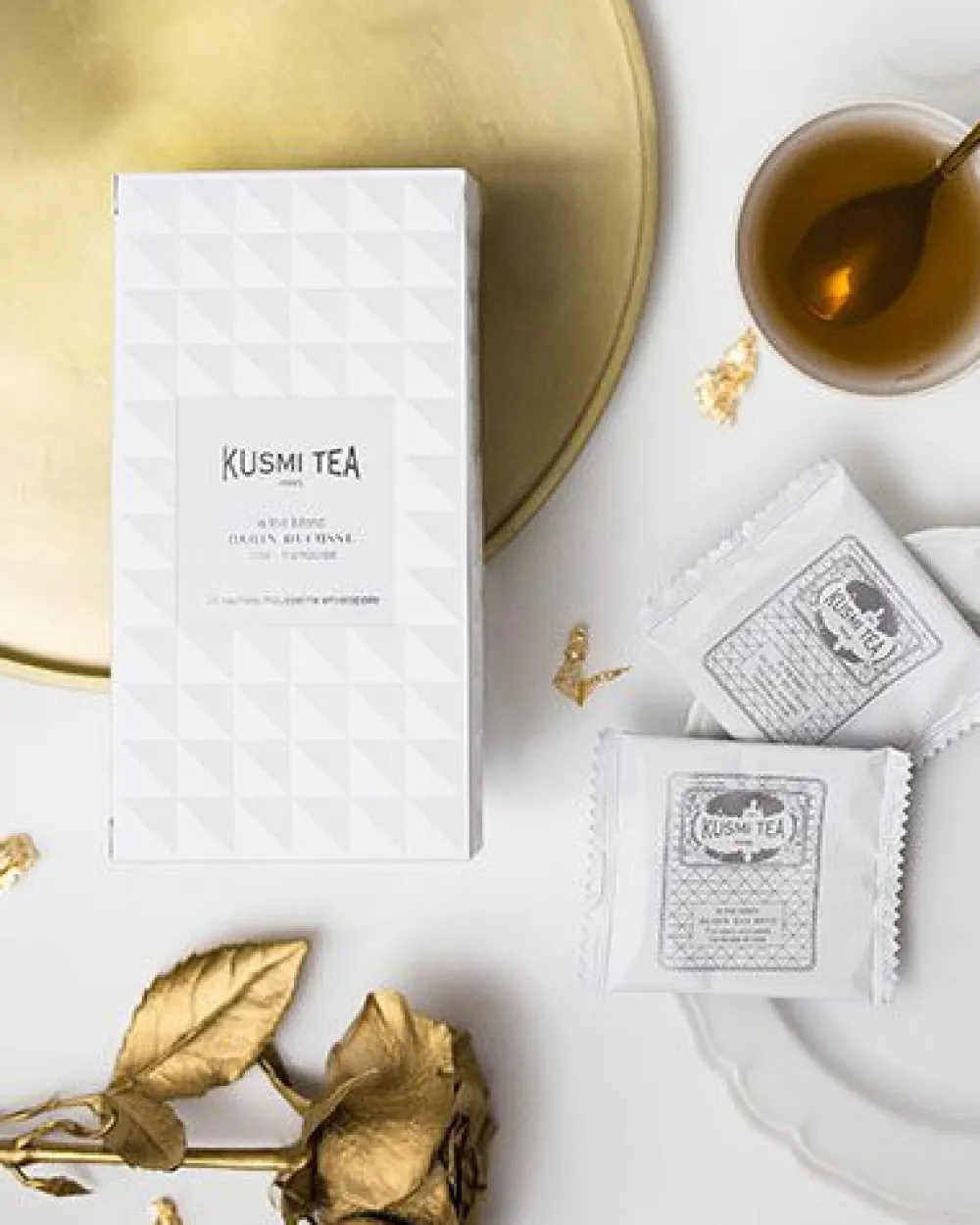 Kusmi Tea Le Thé Blanc Alain Ducasse Thé bio rose-framboise< Thé Blanc